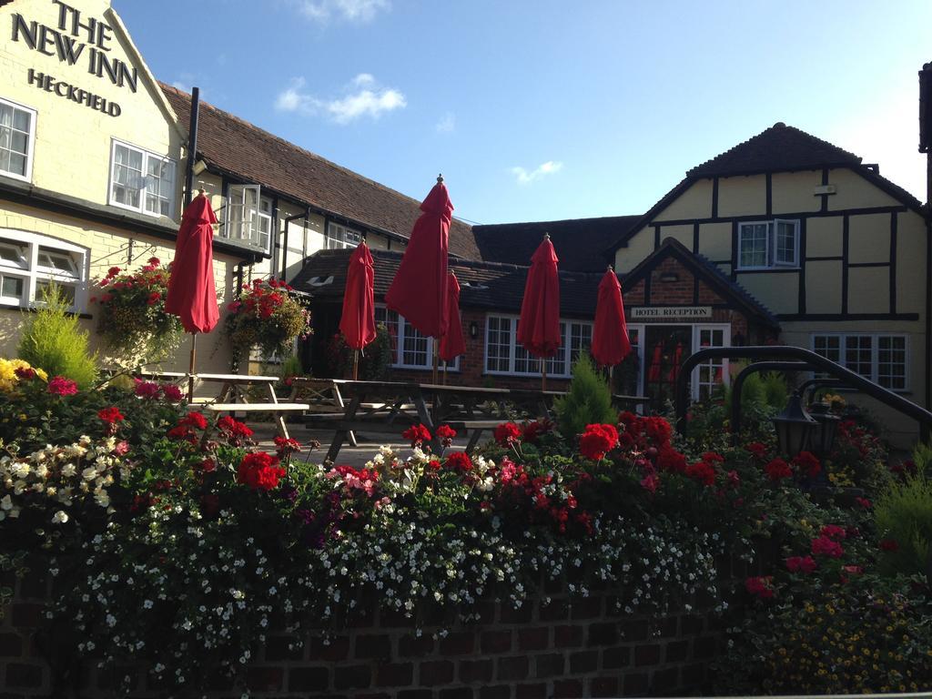 The New Inn Heckfield Екстериор снимка