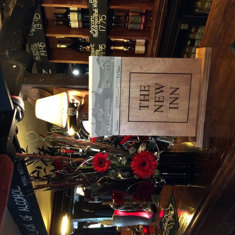 The New Inn Heckfield Екстериор снимка