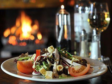 The New Inn Heckfield Екстериор снимка