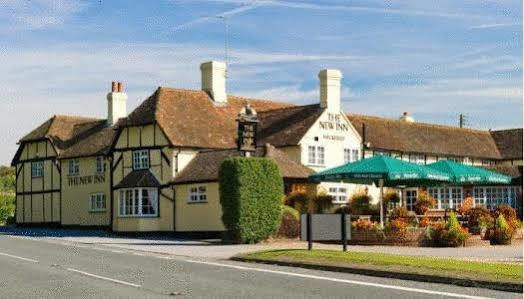 The New Inn Heckfield Екстериор снимка