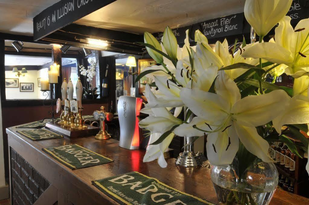 The New Inn Heckfield Екстериор снимка